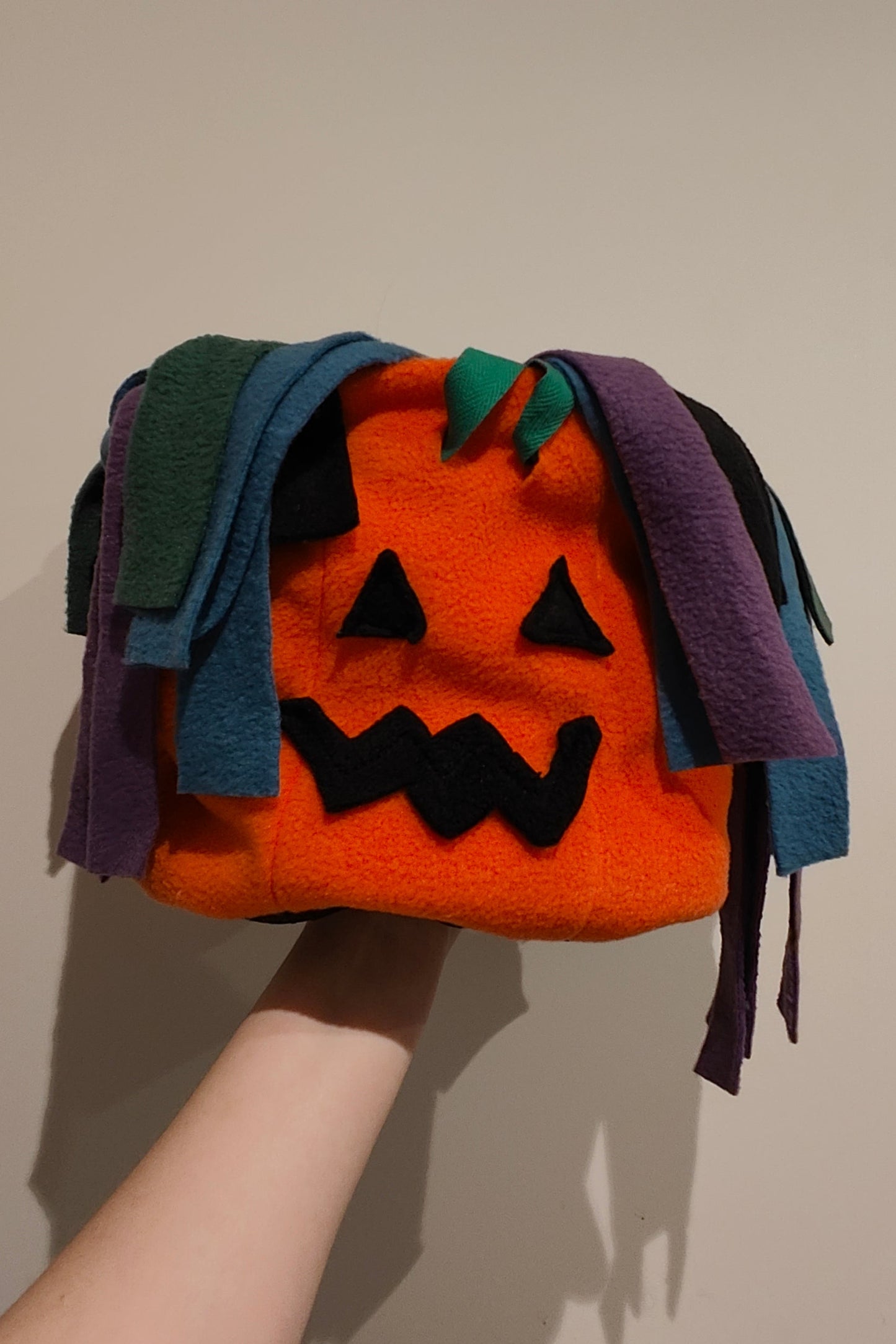 Jack-o'-snuffle lantern